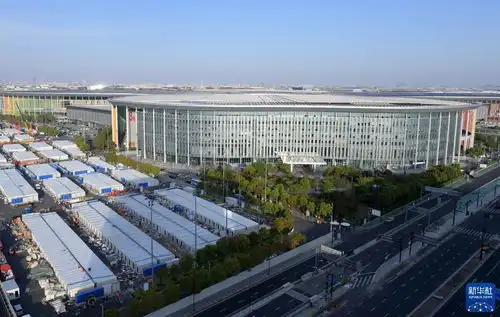  四叶草方舱医院部分区域完工交付
