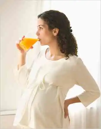  婉谢好心人有理由好心人让座却使胎儿更易受伤孕妇保健怀孕