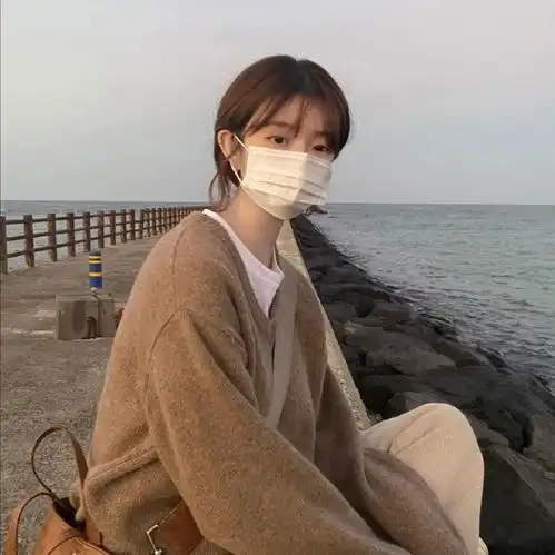  戴口罩女头丨收藏好久了