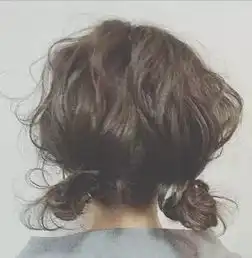  可爱双边马尾马尾丸子也是可爱的发型