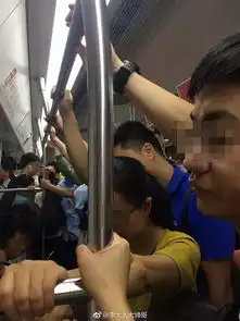  中国大陆首个深圳今天试行女士优先地铁,不过现场