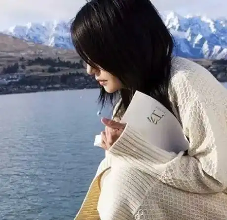 洒脱随性淡然的动漫头像