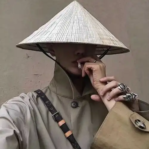  神秘人物