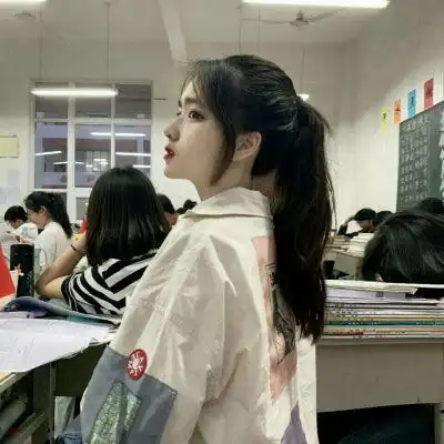  女生头像真人侧脸好看女生真人头像图片半边脸