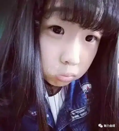  抖音第一女神遭封杀17岁整容整到连亲妈都不认得