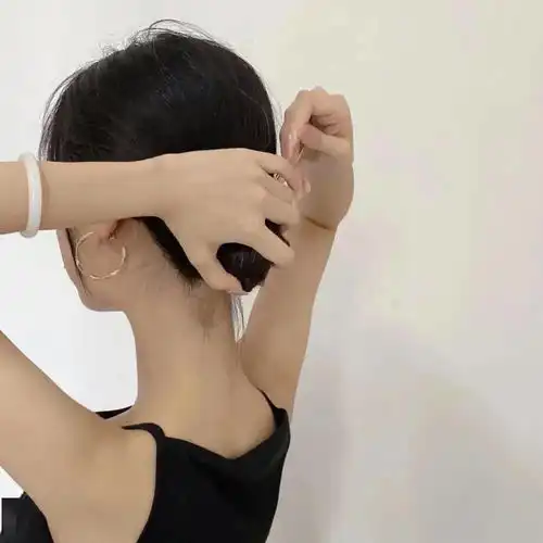  闺蜜头像男生在背后是怎么吐槽女朋友的