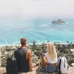  这些ins情侣旅拍的照片简直就是行走的画报