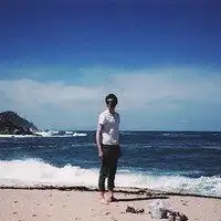  欧美海边头像男海边帅气欧美男生头像图片