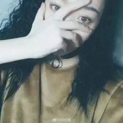  杨柳细腰大长腿剃头帅气霸气十足,这两个抖音小姐姐美的让你怀疑人生