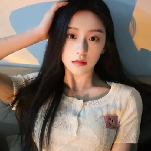  女生头像温柔系ins风入秋女头