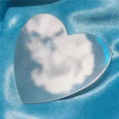  今日份朋友圈背景图