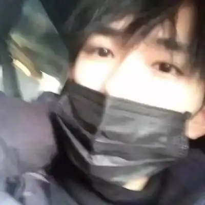  易烊千玺头像帅气图片最新款易烊千玺头像女生专用
