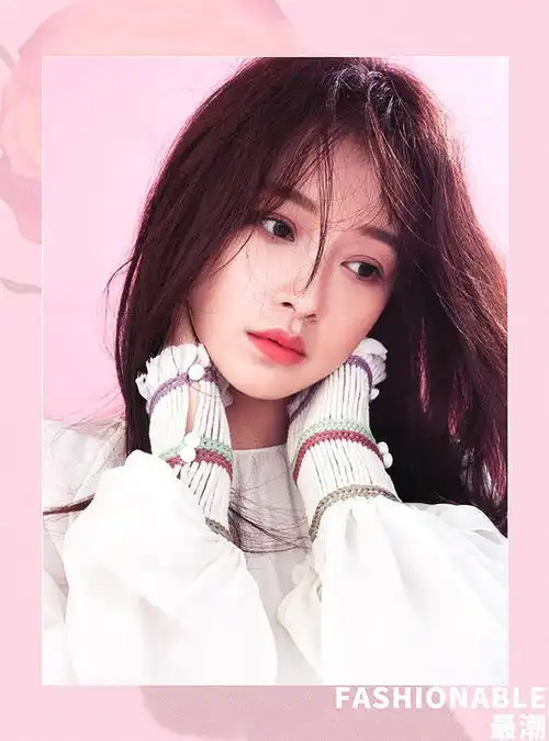  孙怡时尚大片曝光甜美再现治愈系少女