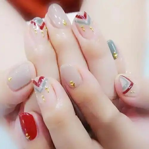  5款直戳少女心的ins风美甲美炸天