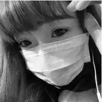  女生的黑白头像,要正脸,带不带字都一样