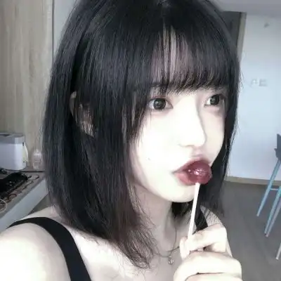  好看自拍唯美温柔女生头像,全部是按照真人写真