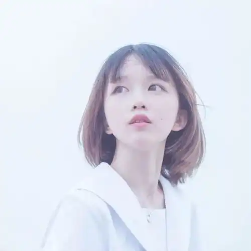  女生头像你短发的样子真好看
