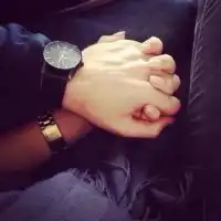 情侣头像牵手不露脸