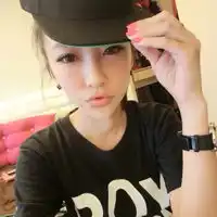  非主流qq女生头像其实最催泪的情书是我们的聊天记录