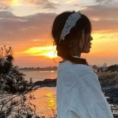  女生头像真人侧脸夕阳图片大全