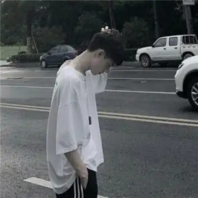  男生头像背影帅气高清没人爱我怎么样