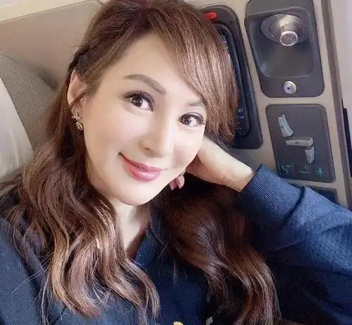  香港冻龄女神疫市损失6位数,接show真空唔着bra都要做