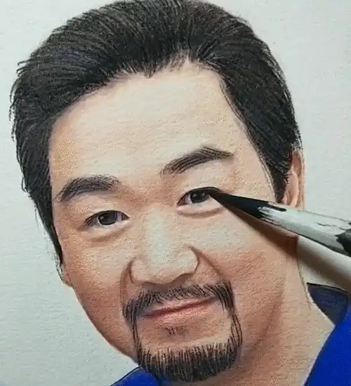  她画20幅人头像,收获200万粉丝,网友羡慕,专家全靠打印机