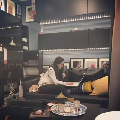 最潮最火爆的yy头像情侣两张2018情侣头像个性潮流一男一女