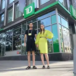  ins最甜情侣博主,365天不重样穿情侣装,网友这狗粮也太太太甜了吧