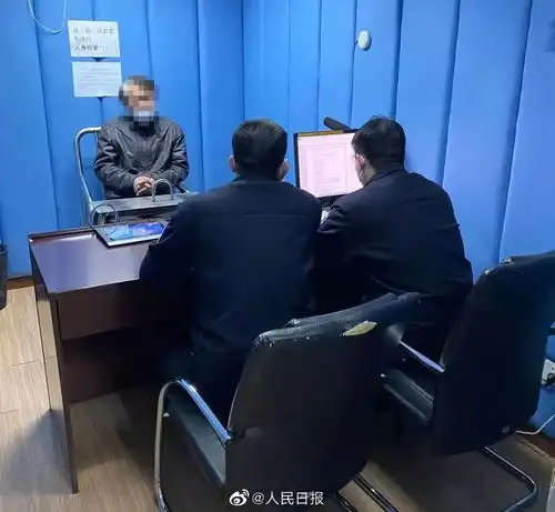  该上海首个不佩戴口罩强行冲闯地铁车站人员被行政拘留