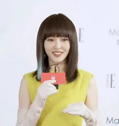  女星内卷太厉害,刘涛生图似20岁少女,baby娜扎不愧是颜霸
