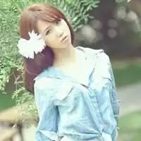  求闺蜜头像一组四张简洁不带字