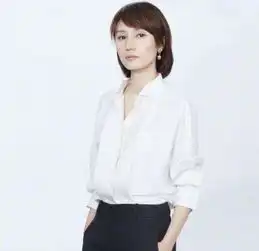  袁泉清冷高级女神卓然风采如清流明月