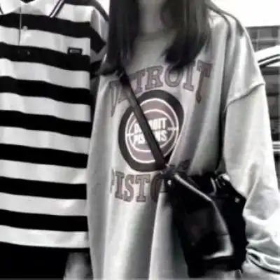  半身情侣头像不露脸一对姐就爱淑女怎么了