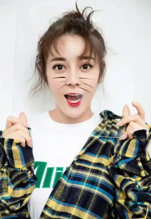  这三款发型最少女