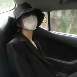  超拽帅气男生头像大全高清想穿上婚纱嫁给你