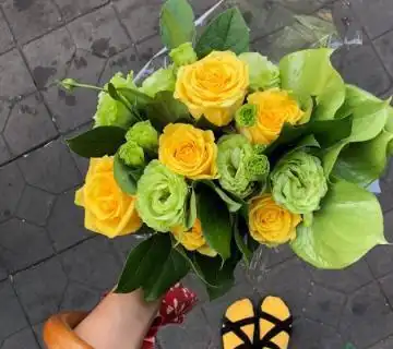  一辈子不缺女人的3生肖男,异性缘超好,桃花运不断