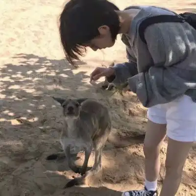  干净女生头像借一点干净的阳光女生头像我要个性网