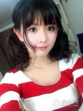 南昌大学校花清新脱俗获赞最美邻家女