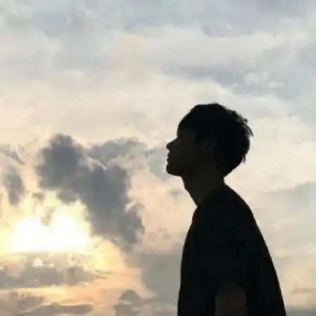 动漫不明显的情侣头像高