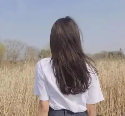 清纯干净温柔女生头像背影为了爱你
