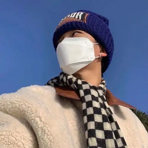  优质男头对你何止一句钟意