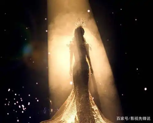  赵丽颖迎来33岁生日,头戴桂冠庆生照太漂亮,粉丝互动很用心