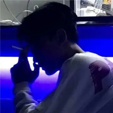  荧光系韩国伤感男头像