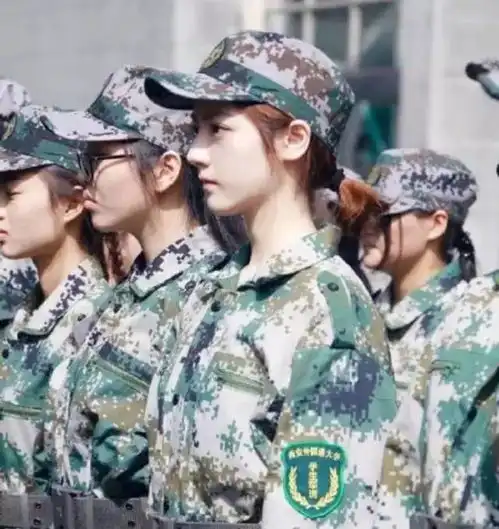  短发out这个发型比迪丽热巴新发型还美