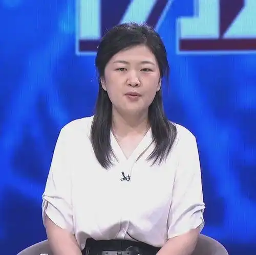 女医生戴口罩头像马瑞