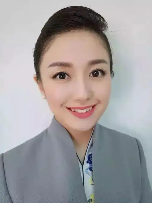  海口乘务队新妆容培训圆满完成