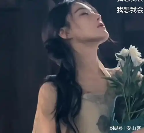  张馨予重现古风长发美女,氛围感拉满,难怪把何捷迷得如痴如醉