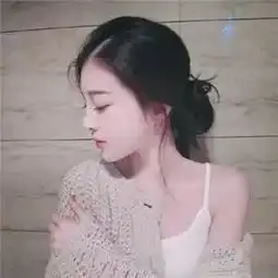 黄字头像图片女生可爱儿