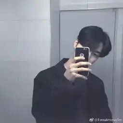  为了不让女生反感,我留了这款男生发型